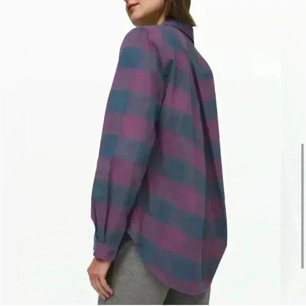 Lululemon Full Day Ahead Shirt
Revive Plaid Night Diver Galactic Grape🌵2 - Picture 9 of 9